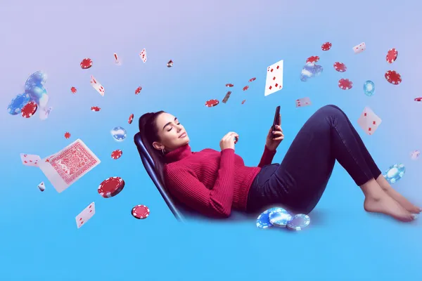 88FD Casino Games — Enjoy nonstop entertainment A close-up shot of golden coins falling around a spinning roulette wheel, representing immersive casino action at 88FD.